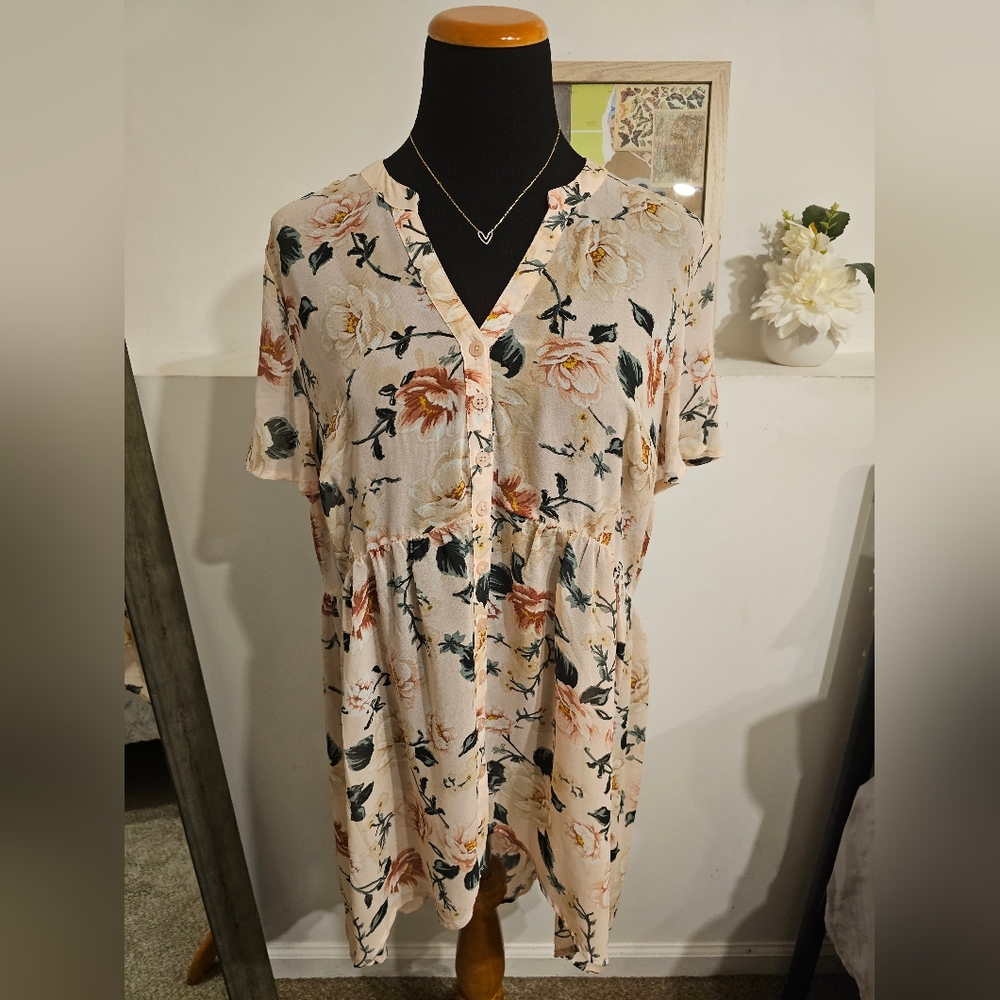 Torrid Floral Button-Down Women's Tunic Top